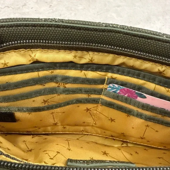 Lug NWT Flyer Matte Luxe VL Convertible Crossbody Bag - Picture 8 of 9